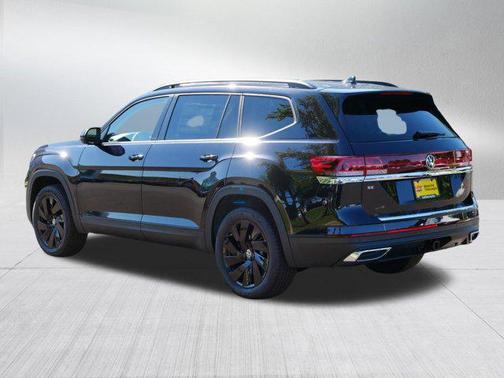 2026 Volkswagen Atlas 2.0T SE w/Technology 4MOTION
