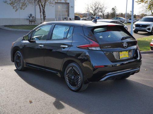 2024 Nissan Leaf SV PLUS