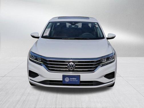 2022 Volkswagen Passat 2.0T SE