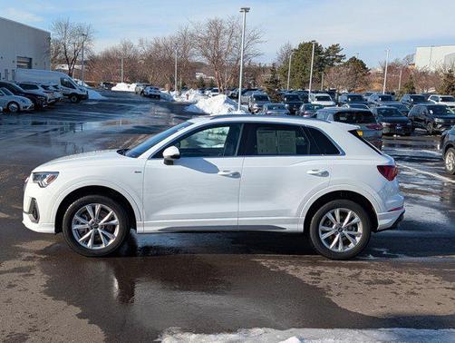 2024 Audi Q3 Premium 45 TFSI S line quattro Tiptronic