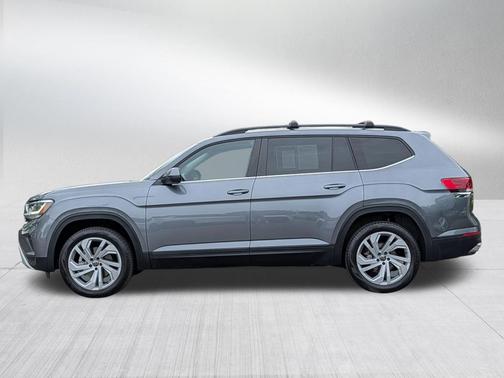 Platinum Gray Metallic 2022 Volkswagen Atlas 2.0T SE w/Technology 4MOTION