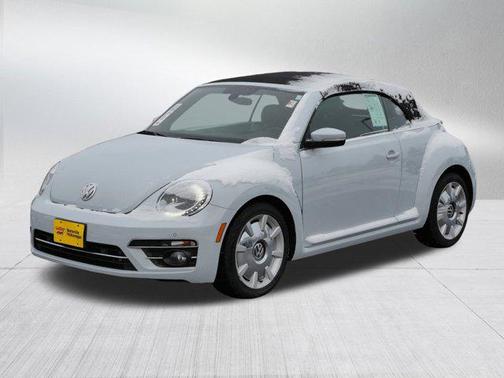2018 Volkswagen Beetle 2.0T SE