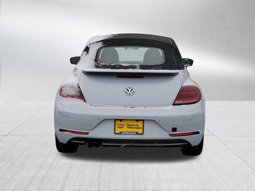 2018 Volkswagen Beetle 2.0T SE