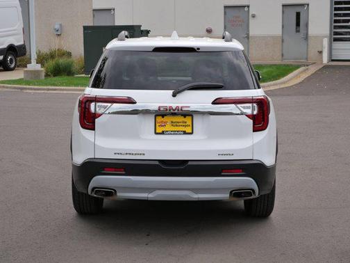 2023 GMC Acadia AWD SLT