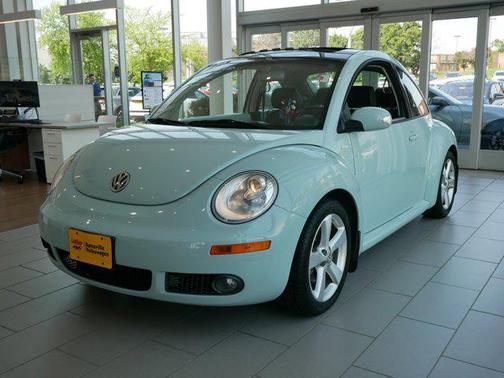 2010 Volkswagen New Beetle 2.5L