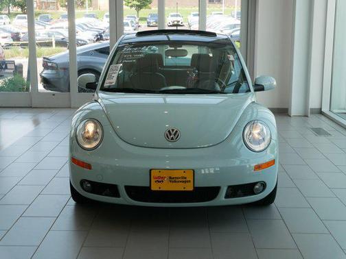 2010 Volkswagen New Beetle 2.5L