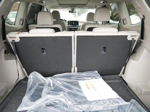 2026 Volkswagen Atlas 2.0T SEL Premium R-Line 4MOTION