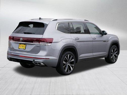 2025 Volkswagen Atlas 2.0T SEL Premium R-Line 4MOTION
