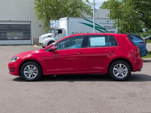 Tornado Red 2015 Volkswagen Golf Auto TSI S