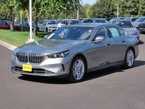 2024 BMW 530 i xDrive