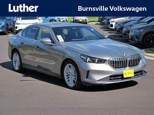 2024 BMW 530 i xDrive