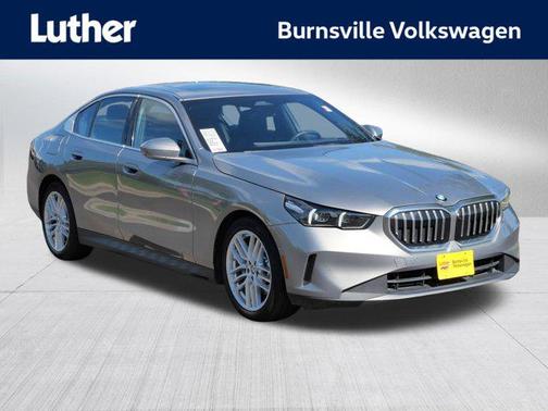 2024 BMW 530 i xDrive