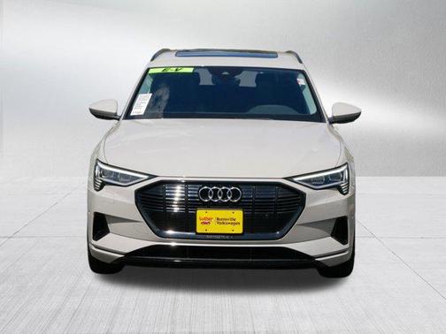 2021 Audi e-tron Premium Plus