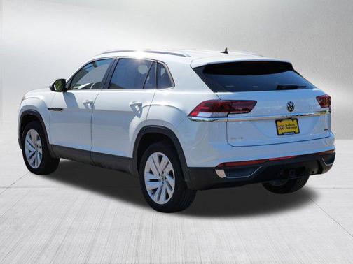 2022 Volkswagen Atlas Cross Sport 3.6L V6 SE w/Technology