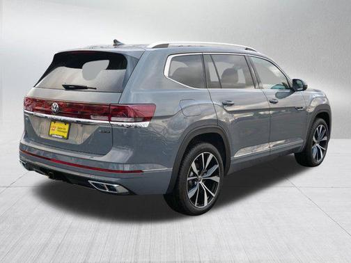 2025 Volkswagen Atlas 2.0T SEL Premium R-Line 4MOTION
