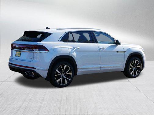 2026 Volkswagen Atlas Cross Sport 2.0T SEL Premium