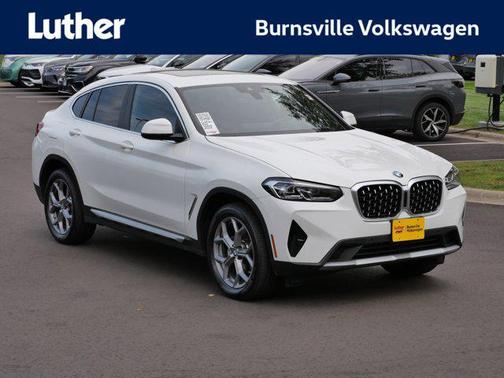 2025 BMW X4 xDrive30i