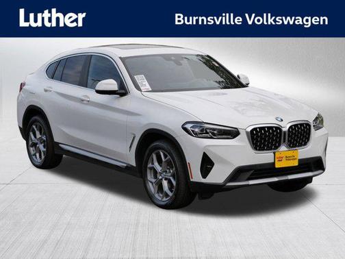 2025 BMW X4 xDrive30i