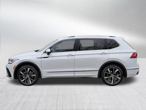 2022 Volkswagen Tiguan 2.0T SEL R-Line 4MOTION