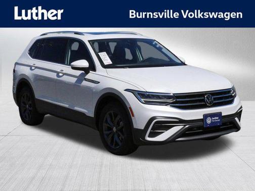 Opal White Pearl 2023 Volkswagen Tiguan 2.0T SE 4MOTION