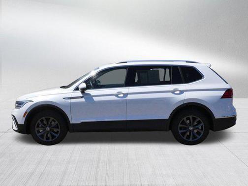 Opal White Pearl 2023 Volkswagen Tiguan 2.0T SE 4MOTION