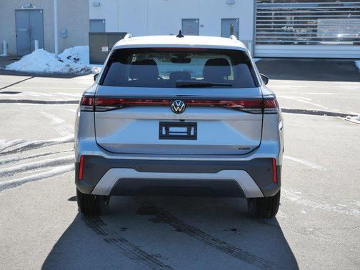 2025 Volkswagen Tiguan 2.0T SE 4MOTION