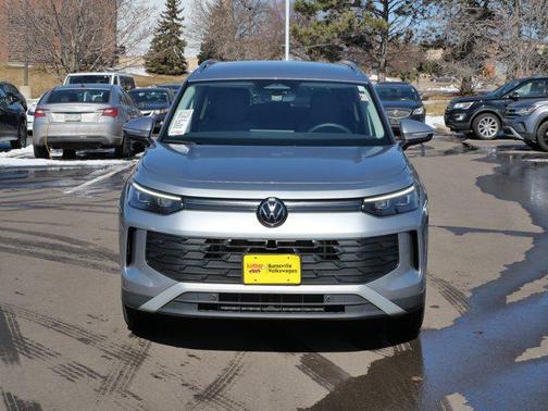 2025 Volkswagen Tiguan 2.0T SE 4MOTION