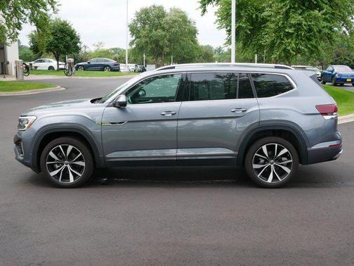 2024 Volkswagen Atlas 2.0T SEL Premium R-Line 4MOTION