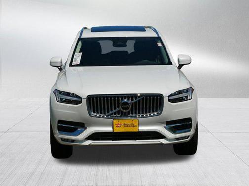 2024 Volvo XC90 B5 Core Bright Theme