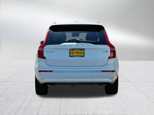 2024 Volvo XC90 B5 Core Bright Theme