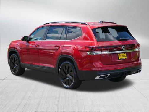 2025 Volkswagen Atlas 2.0T SE w/Technology 4MOTION