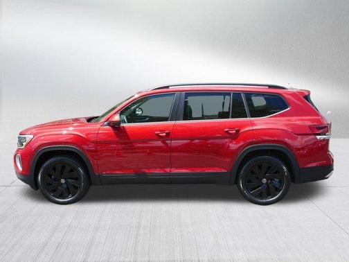 2025 Volkswagen Atlas 2.0T SE w/Technology 4MOTION