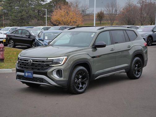 2025 Volkswagen Atlas 2.0T Peak Edition