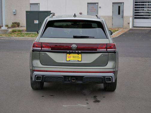 2025 Volkswagen Atlas 2.0T Peak Edition