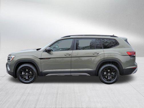 2025 Volkswagen Atlas 2.0T Peak Edition