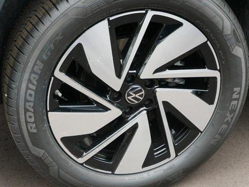 pure gray 2026 Volkswagen Atlas 2.0T SEL