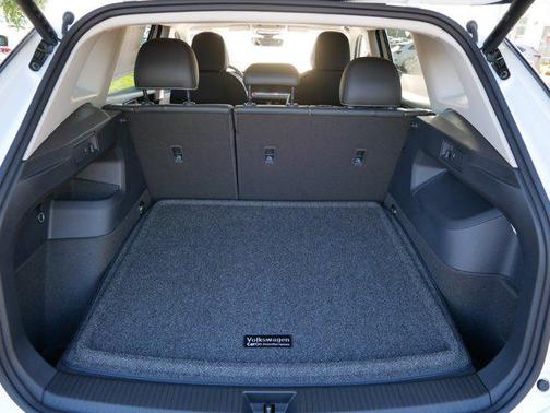 2025 Volkswagen Tiguan 2.0T SE 4MOTION