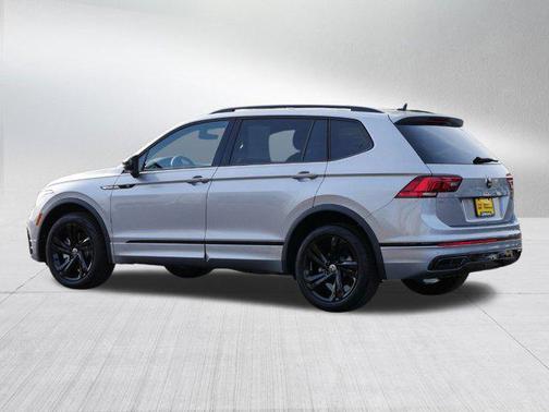2023 Volkswagen Tiguan 2.0T SE R-Line Black 4MOTION