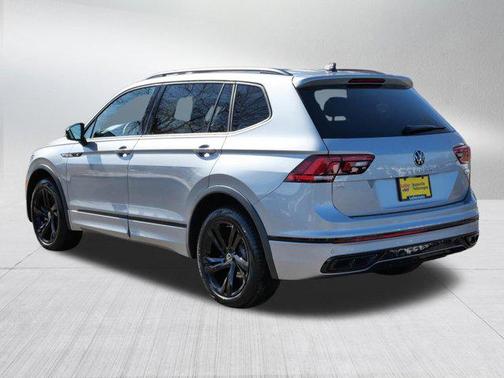 2023 Volkswagen Tiguan 2.0T SE R-Line Black 4MOTION