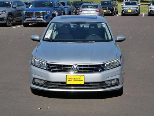 2018 Volkswagen Passat 2.0T SE