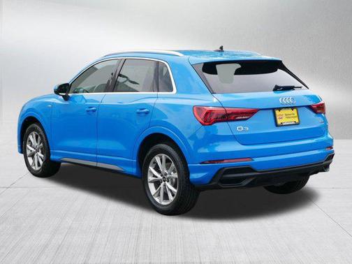2023 Audi Q3 Premium 45 TFSI S line quattro Tiptronic