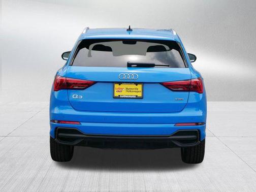 2023 Audi Q3 Premium 45 TFSI S line quattro Tiptronic