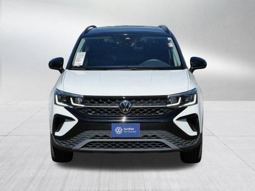 2024 Volkswagen Taos 1.5T SE Black