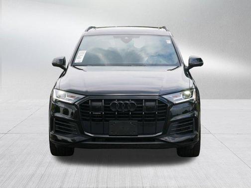 2022 Audi Q7 55 Prestige