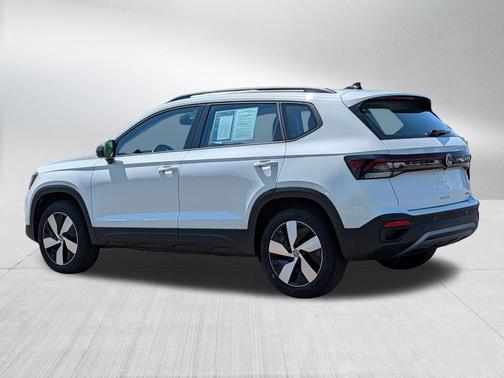 Pure White 2025 Volkswagen Taos 1.5T S