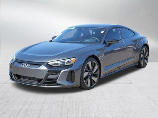 2023 Audi e-tron GT Prestige quattro