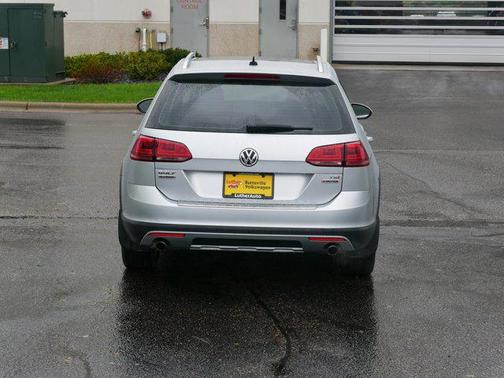 2017 Volkswagen Golf Alltrack TSI SE