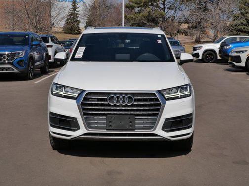 2019 Audi Q7 45 Premium Plus