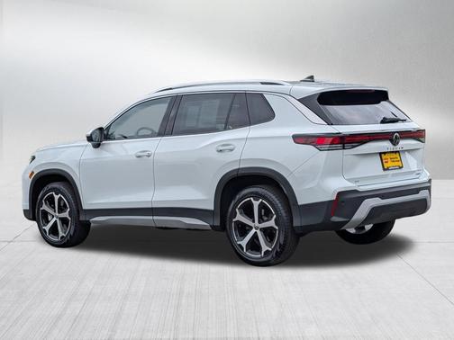 Pure White 2025 Volkswagen Tiguan 2.0T SE 4MOTION