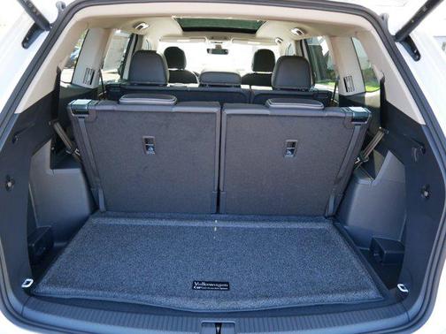 2026 Volkswagen Atlas 2.0T SE w/Technology 4MOTION